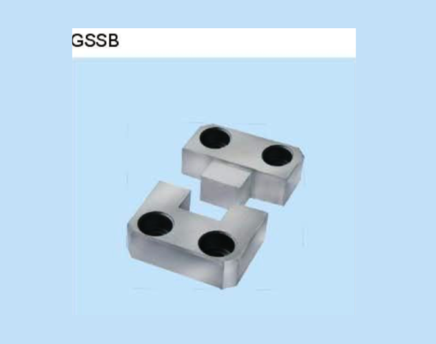 Side interlock components for precise lateral alignment of mold plates and cavities.